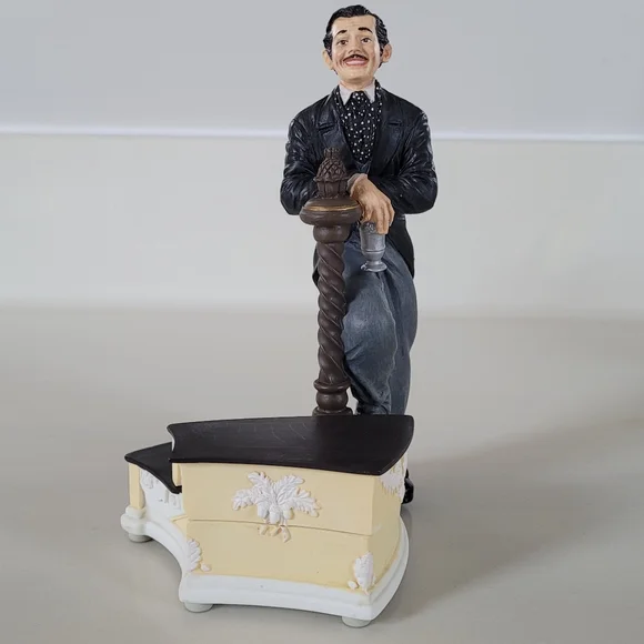 Rhett GWTW GONE WITH THE WIND Rhett Butler music bx Ardleigh-Elliot 1993 - Picture 11 of 12